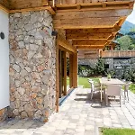 Natursinn Mountainchalets Apartahotel 4*