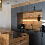 Natursinn Mountainchalets Apartahotel Flachau