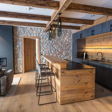 Natursinn Mountainchalets * Φλαχάου