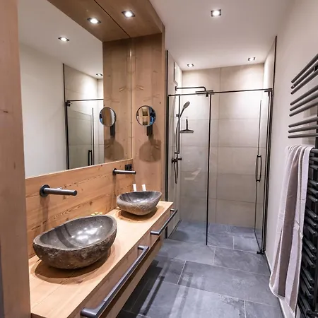 شقة فندقية Natursinn Mountainchalets 4*