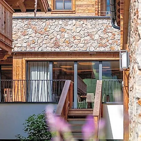 Natursinn Mountainchalets 4* فلاخاو