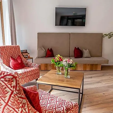 Aparthotel Natursinn Mountainchalets 4*